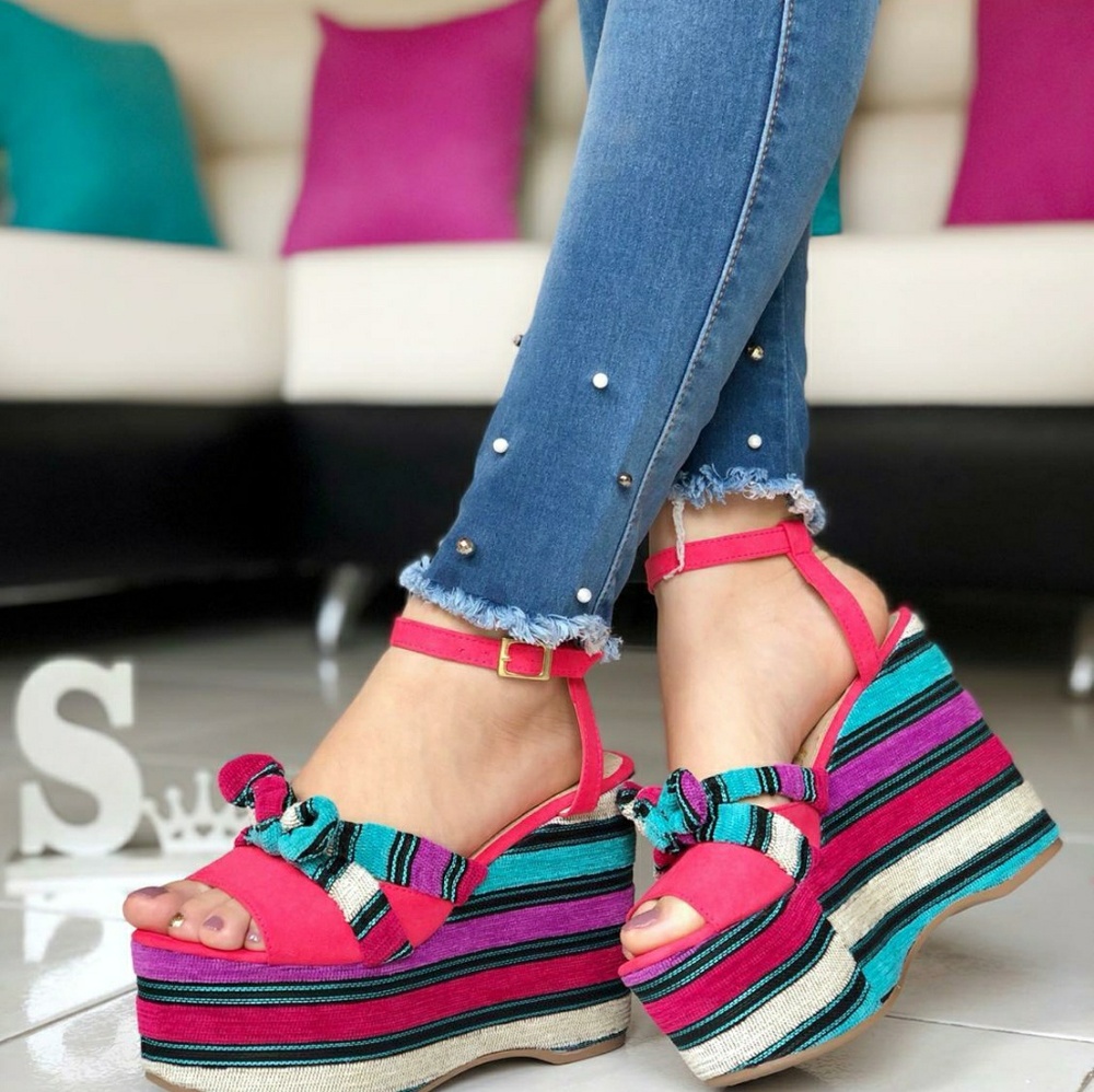 Women's platform